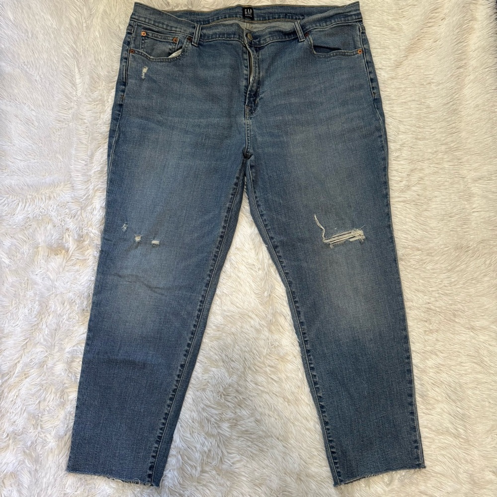 GAP Raw Hem Girlfriend Jeans Size 20/35